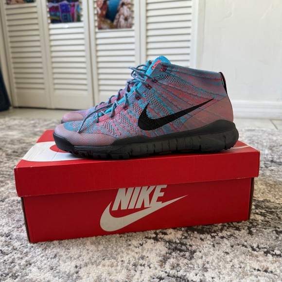 Nike Flyknit Trainer Chukka SFB "Blue Lagoon" - Picture 4 of 9